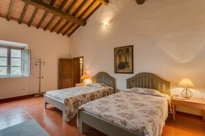 3 slaapkamers, reisbedje, gratis wifi