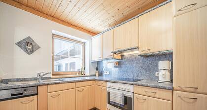 Cosy apartment with terrace in Bramberg