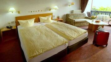 1 Schlafzimmer, Schreibtisch, WLAN, Bettwäsche