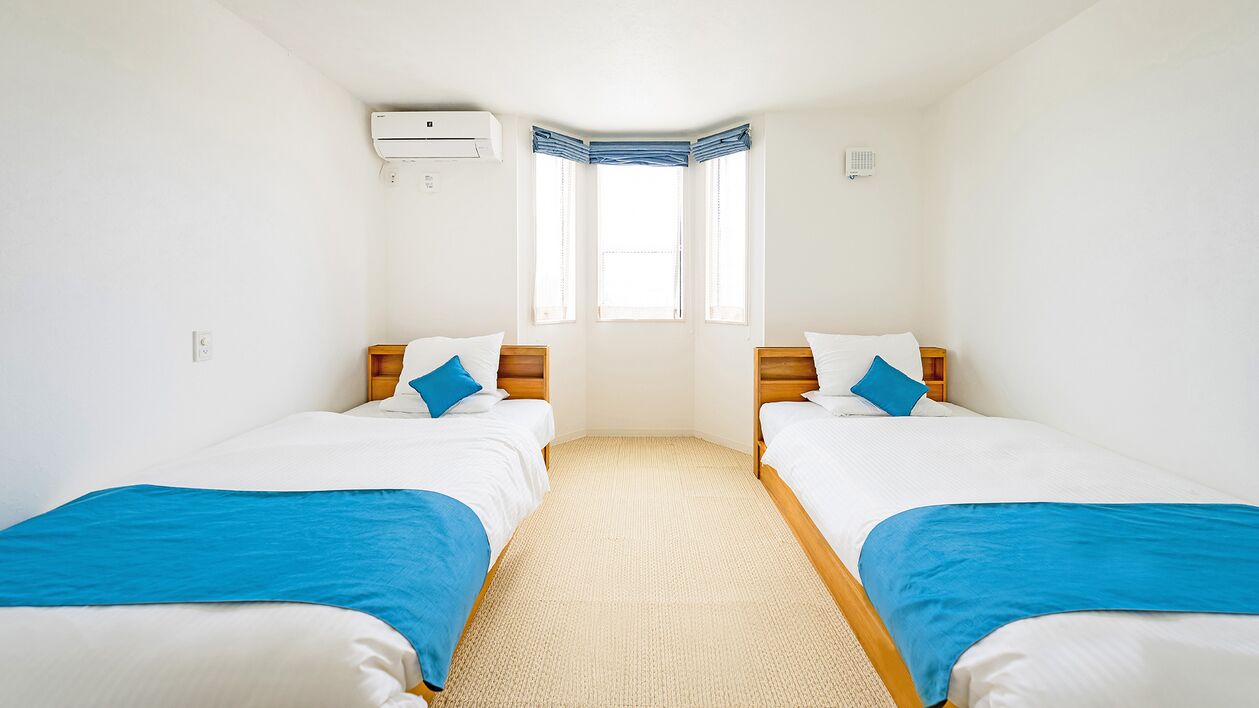 In-room safe, desk, blackout curtains, free WiFi