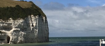 Family cottage with garden 200 metres from the beach