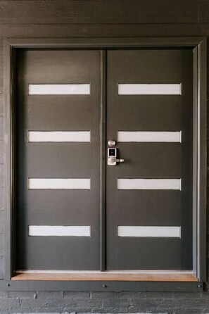 Exterior detail - Farm & Sea Studio (Culburra)