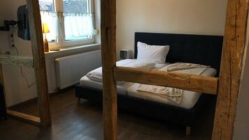 1 chambre, lit parapluie, Wi-Fi, draps fournis