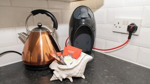 Kaffee und/oder Kaffeemaschine