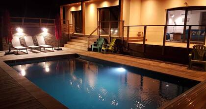 Spacious modern villa for 14 people with sea view, heated pool, SPA