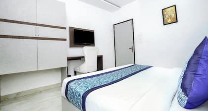 Hotel A Star - 50 Meter from Golden temple