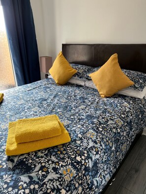 2 soverom, strykejern/-brett, wi-fi og sengetøy