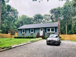 Exterior -  EastHamptonChic&Modern Renovation, Close 2 Beaches&Village (East Hampton)