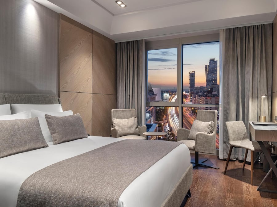 Peralatan tempat tidur premium, busa memori, bar mini