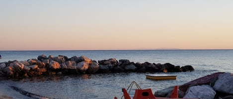 Vista para praia/oceano