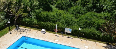 Utomhuspool