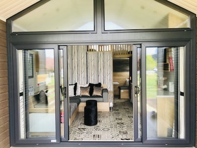 Caledonian Lodges 9 Inverness