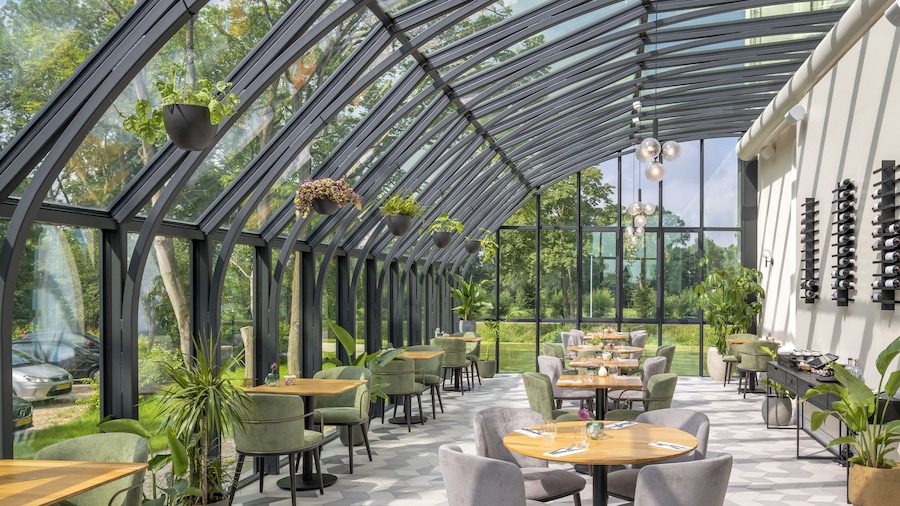 Hotel Flora Batava