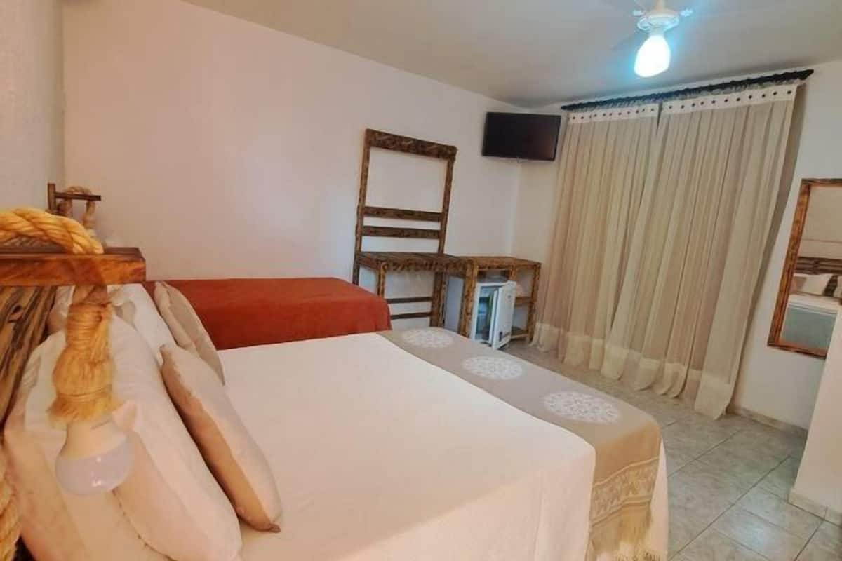1 bedroom, pillow-top beds, minibar, in-room safe