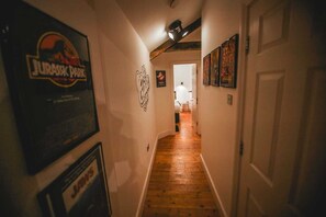 Interior - Games and Movies Lounge 7 Bed City Centre Apartment (Newcastle upon Tyne)