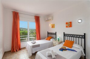 3 slaapkamers, een strijkplank/strijkijzer, gratis wifi