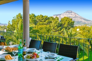 Outdoor dining - 0348 Villa Elefante Limones (Javea / Xàbia)