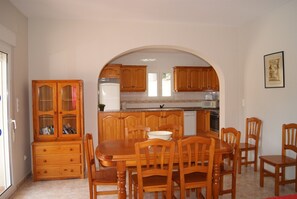 Uklassifisert bilde, 3 av 18, knapp