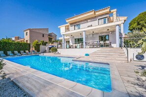 Imagen sin descripción, 3 de 32, botón