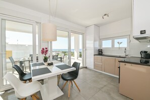 Full-size fridge, microwave, oven, stovetop - Funtastic C Apartment with Pool and Terrace (Novalja)