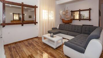 TV màn hình phẳng, dàn stereo