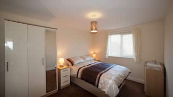 1 bedroom, iron/ironing board, free WiFi, bed sheets