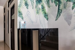 Interior - OYO 3251 D'daun Inn (Karawang)