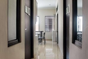 Interior - OYO 3251 D'daun Inn (Karawang)