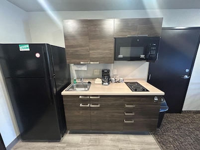 Executive Residency by Best Western Medford