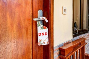 Perincian bahagian luar