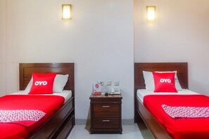 Room - OYO 3894 Karunia Muslim Syariah (Jakarta)