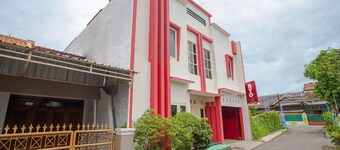OYO 3060 Al Fatih Guest House Syariah
