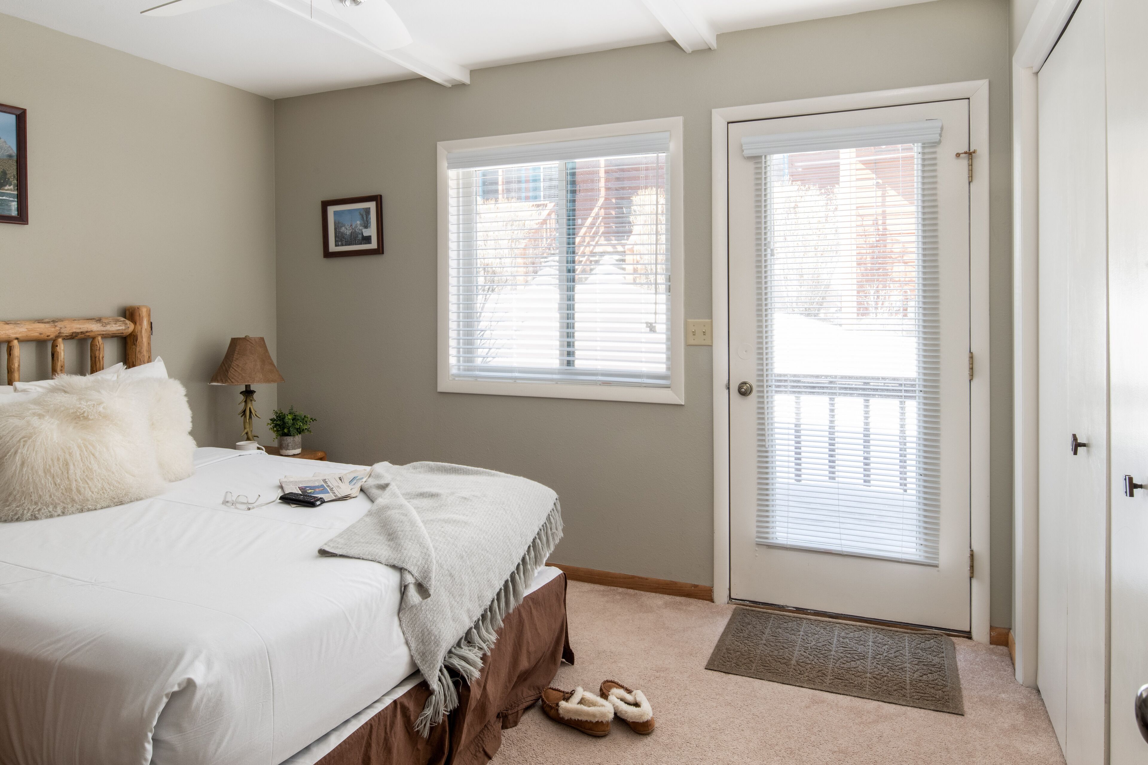 3 bedrooms, desk, iron/ironing board, WiFi