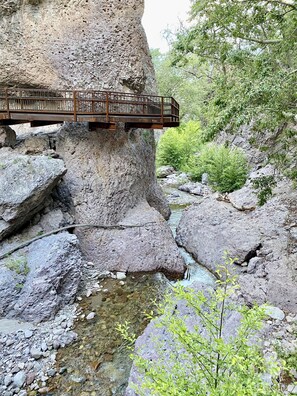 Exterior - #6 Casita Geronimo at the Catwalk, 1 BdRm Casita Kitchentte (Catron County)