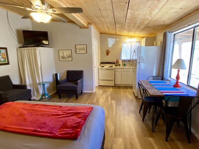 #3 Casita Cochise at the Catwalk, 1 BdRm Casita w/ Kitchen