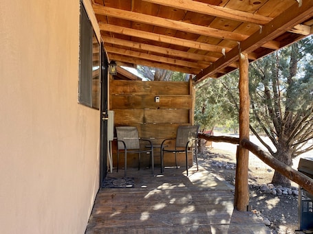 Terrace/patio. #4 Casita Lobo Magico at the Catwalk, 1 BdRm ADA w Kitchen