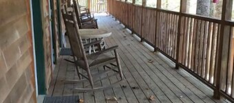 Plumtree Mountain Retreat Studio #1