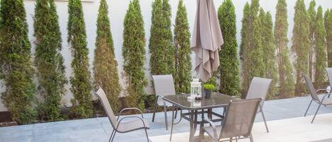 Apartamento Deluxe | Terraza o patio