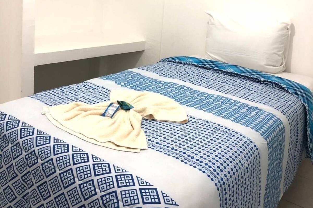 Chambre Affaires | Rideaux occultants, Wi-Fi gratuit, draps fournis