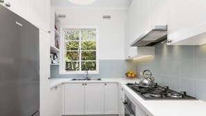 Ảnh chưa phân loại, 4 trong số 12 ảnh, nút
