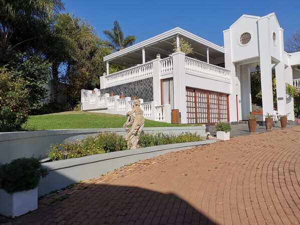 Fachada del alojamiento