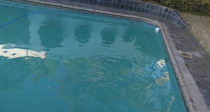 Erasmus Manor Guest House