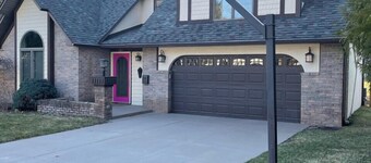 Walk To Depot Beach and Downtown in Minutes from Lovely North Side in-Town Home