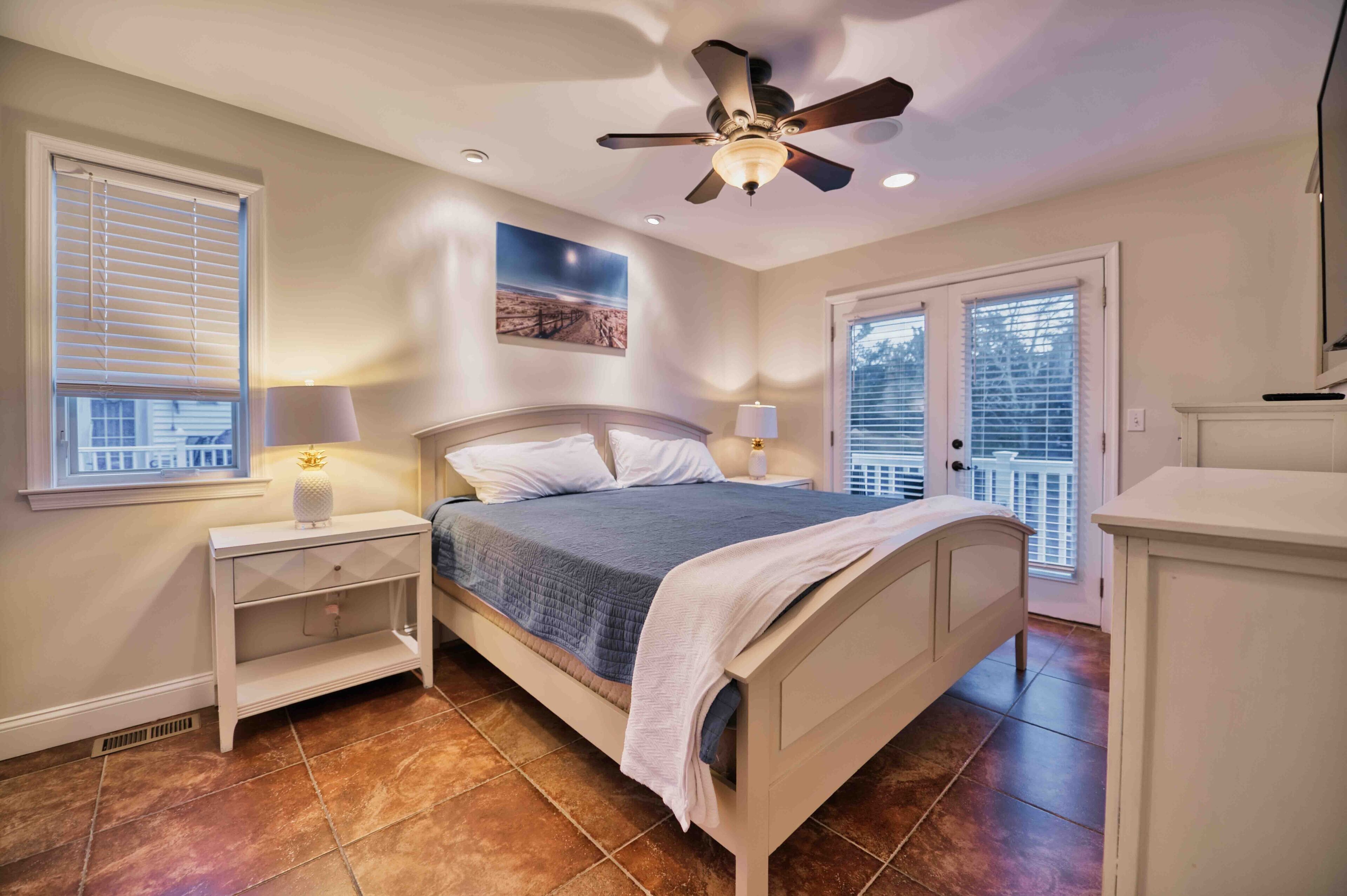 8 chambres, bureau, Wi-Fi gratuit, draps fournis