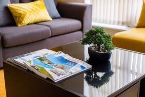 Apartment | Living area | Flat-screen TV - Beautiful City Centre flat (London)