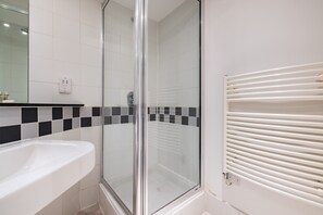 Apartment | Badezimmer
