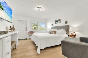 1 bedroom, in-room safe, WiFi, bed sheets