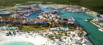 Cap Cana PentHouse w/ terrace & private pool
