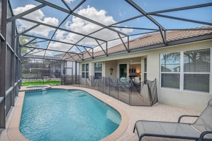 Outdoor pool - Stunning Home With Great Pool Area, 5 Miles From Disney! CDC Standards #5wh524 (Kissimmee)