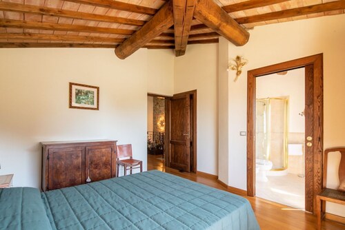 Villa Scarperia by MMega